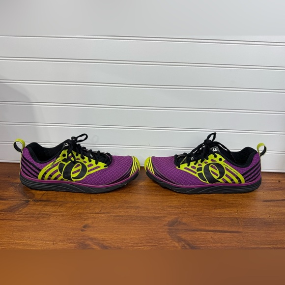 Pearl Izumi women’s Project EM purple, black, green trail running shoes Size 7.5 - Picture 2 of 13